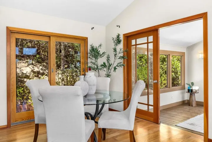 1095 Wilderfield, Los Gatos, California 95032