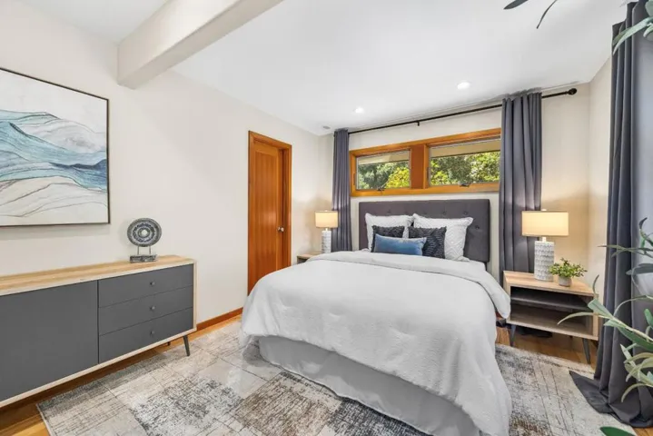 1095 Wilderfield, Los Gatos, California 95032