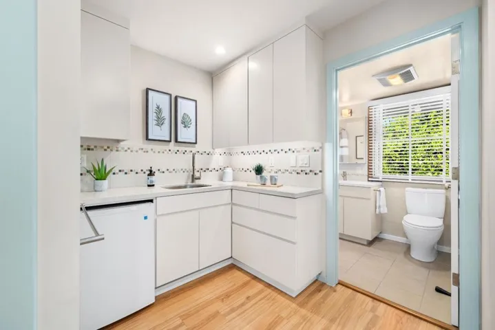 1095 Wilderfield, Los Gatos, California 95032