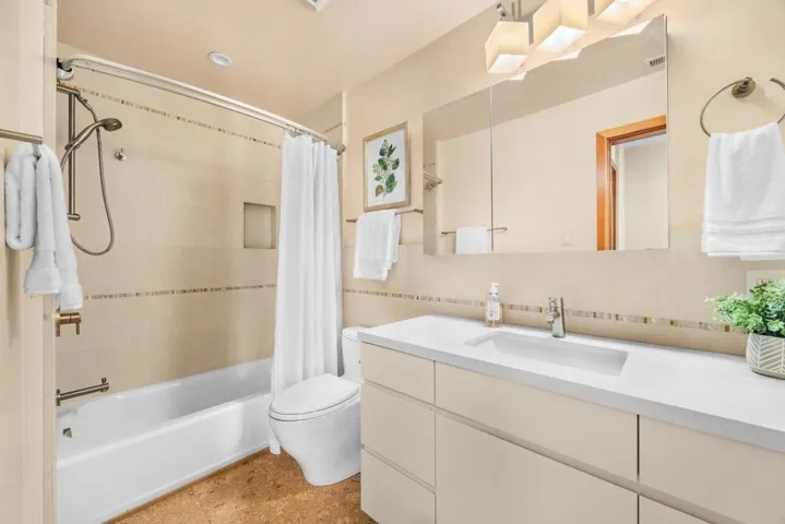 1095 Wilderfield, Los Gatos, California 95032