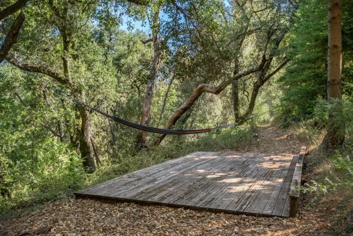 1095 Wilderfield, Los Gatos, California 95032