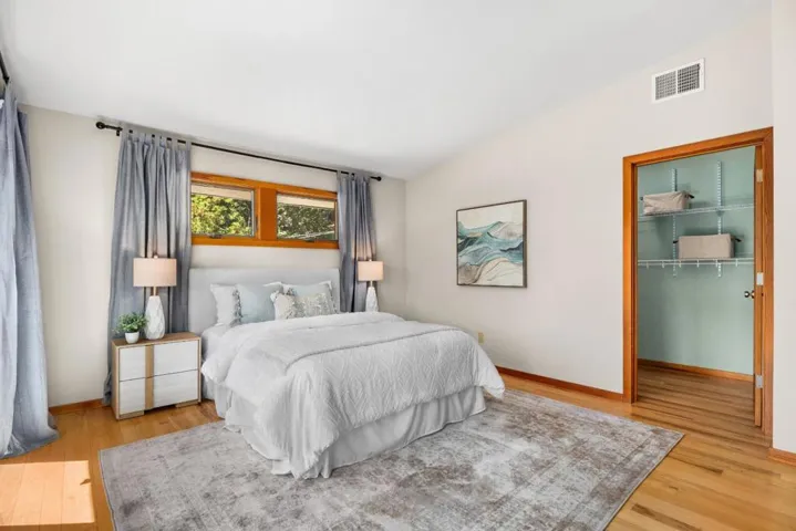 1095 Wilderfield, Los Gatos, California 95032