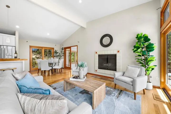 1095 Wilderfield, Los Gatos, California 95032