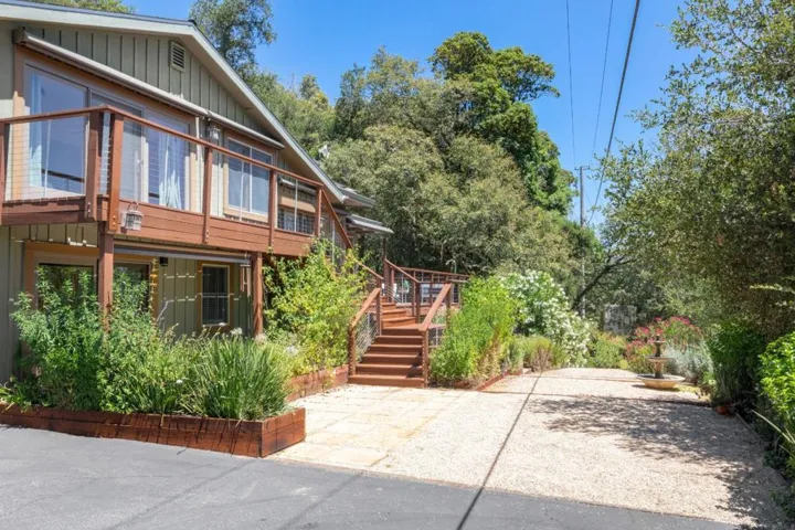 1095 Wilderfield, Los Gatos, California 95032