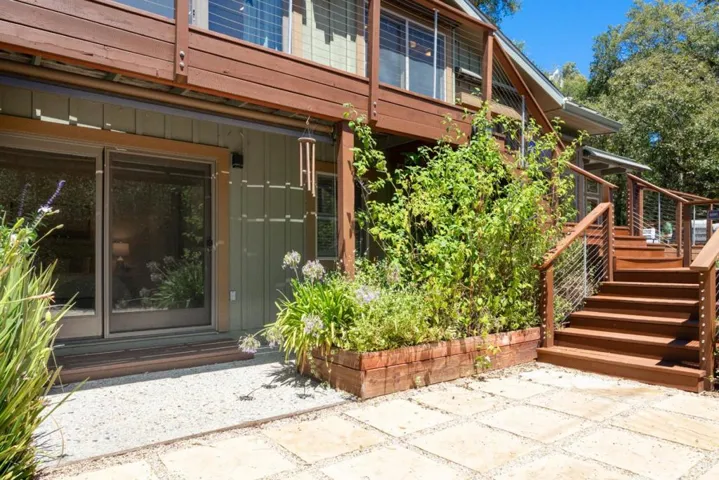 1095 Wilderfield, Los Gatos, California 95032