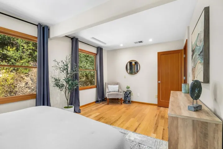 1095 Wilderfield, Los Gatos, California 95032