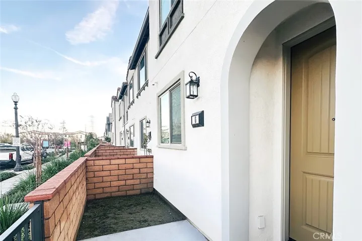 4102 S. Limecrest Paseo 6, Ontario, California 91761
