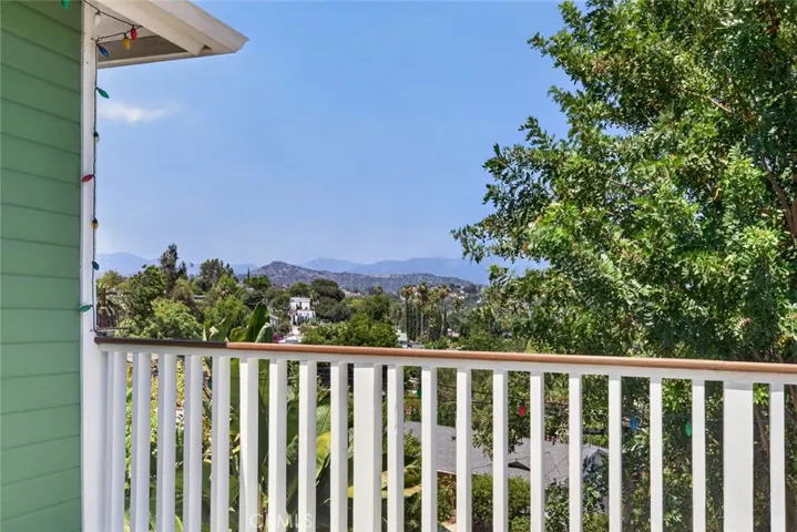 787 Terrace 49, Los Angeles, California 90042