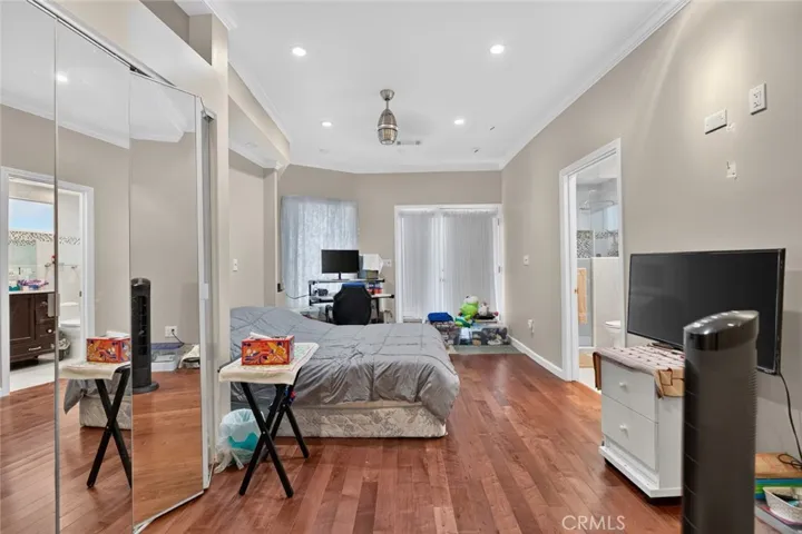 787 Terrace 49, Los Angeles, California 90042