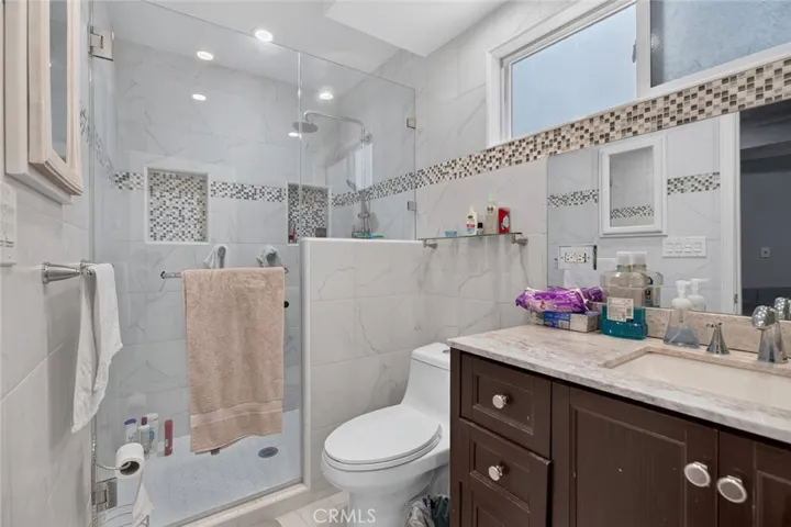 787 Terrace 49, Los Angeles, California 90042