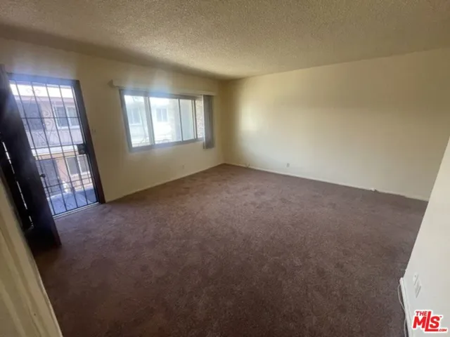 628 S Osage Avenue 7, Inglewood, California 90301 — photo 5