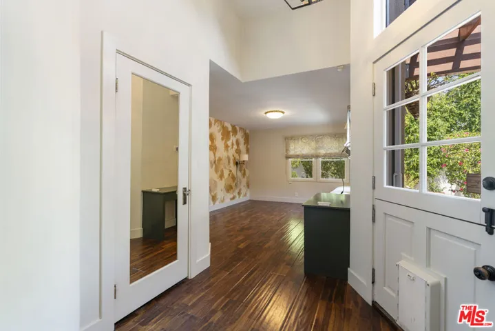 412 S Citrus Avenue, Los Angeles, California 90036