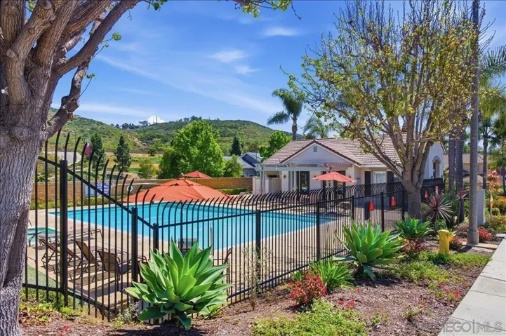 3513 Corte Ramon, Carlsbad, California 92009