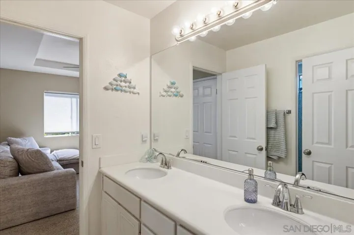 3513 Corte Ramon, Carlsbad, California 92009