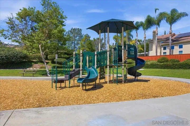 3513 Corte Ramon, Carlsbad, California 92009