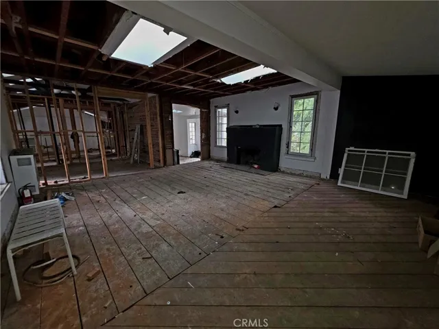 8709 Lookout Mountain, Los Angeles, California 90046