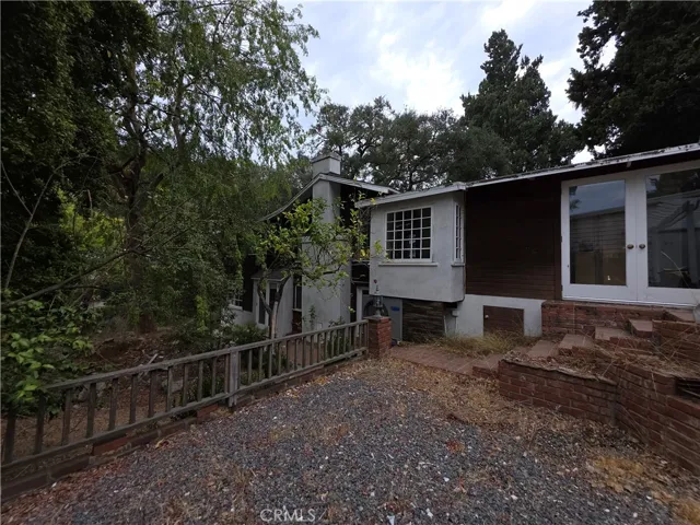 8709 Lookout Mountain, Los Angeles, California 90046