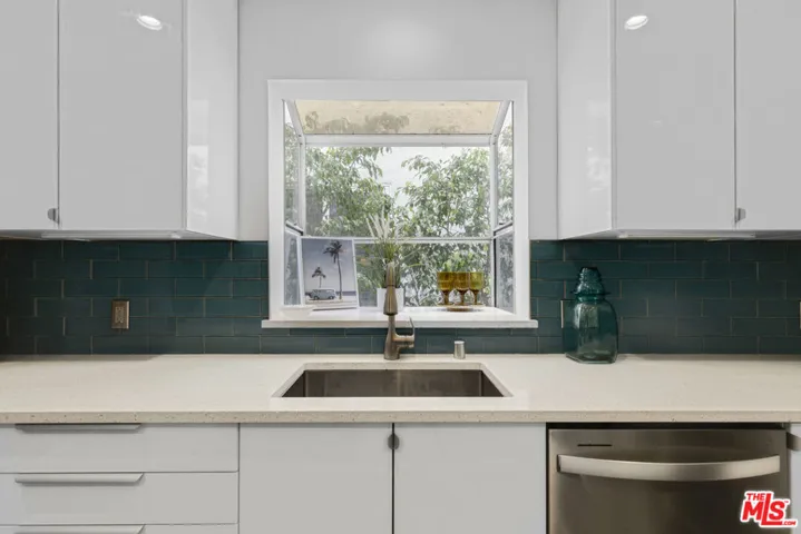 115 Galleon Street #b, Los Angeles, California 90292