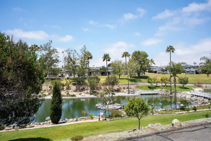 284 Picnic View Ln, Oceanside, California 92056