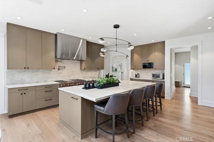 209 Via Colorin, Palos Verdes Estates, California 90274
