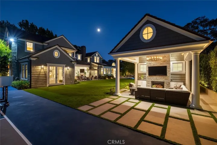 209 Via Colorin, Palos Verdes Estates, California 90274