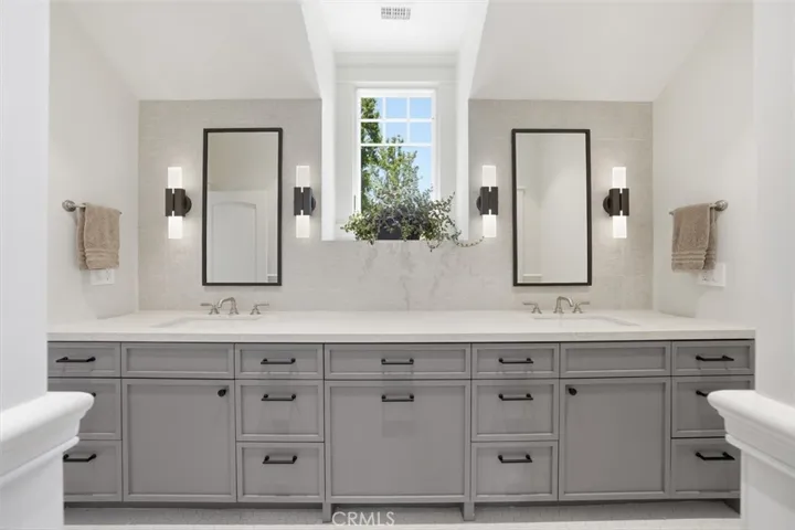209 Via Colorin, Palos Verdes Estates, California 90274