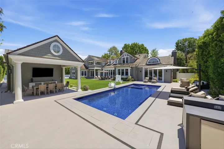 209 Via Colorin, Palos Verdes Estates, California 90274