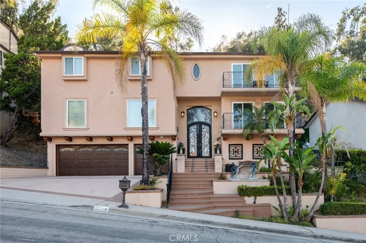 3435 Oakmont View Drive, Glendale, California 91208