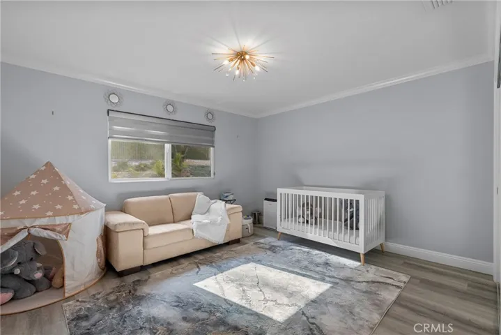 3435 Oakmont View Drive, Glendale, California 91208