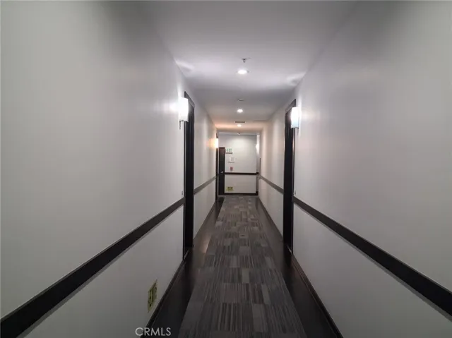 Common area hallway to unit