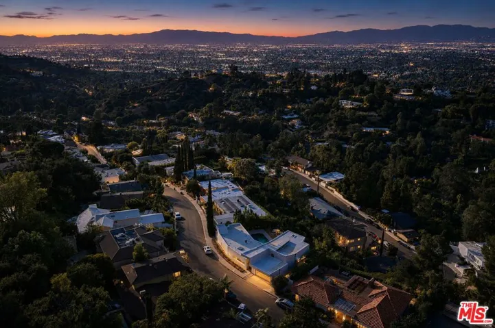 11411 Dona Teresa Drive, Los Angeles, California 91604