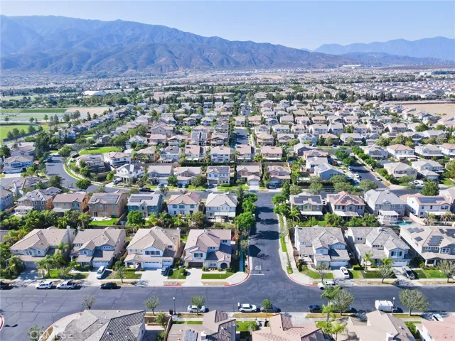 15592 Iron Spring Lane, Fontana, California 92336