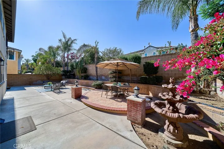 15592 Iron Spring Lane, Fontana, California 92336