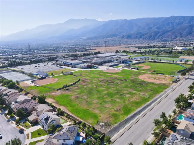 15592 Iron Spring Lane, Fontana, California 92336