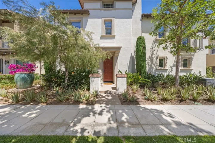 691 E Valencia Street, Anaheim, California 92805