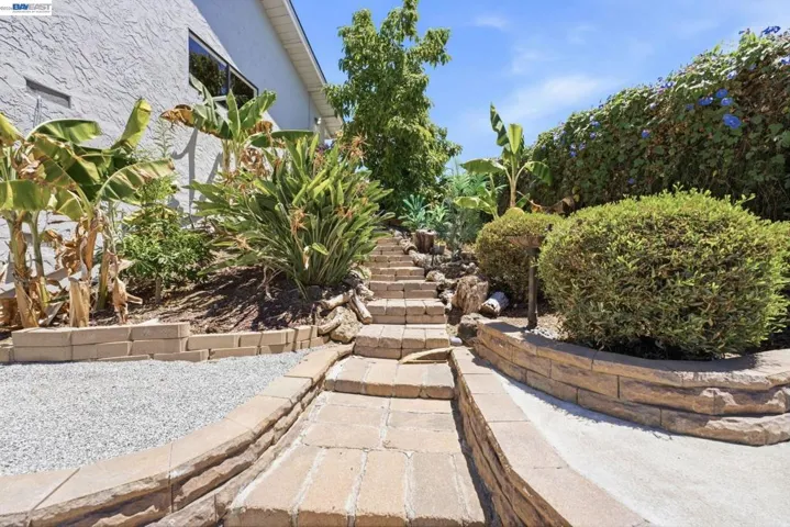 3981 Blue Gum Dr, San Jose, California 95127