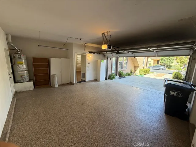 24 Redberry, Irvine, California 92618