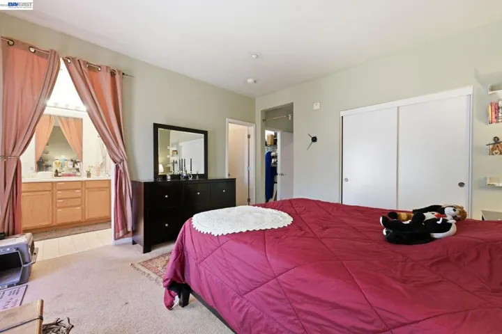 2656 Northern Cross Rd, Hayward, California 94545