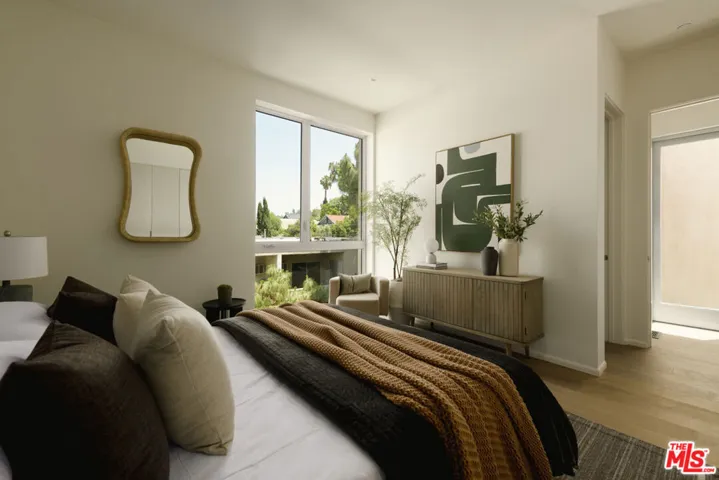1125 Sanborn Avenue, Los Angeles, California 90029
