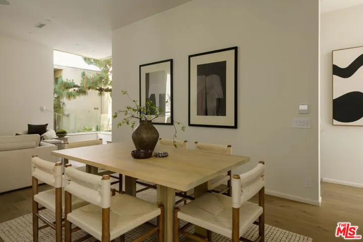 1125 Sanborn Avenue, Los Angeles, California 90029