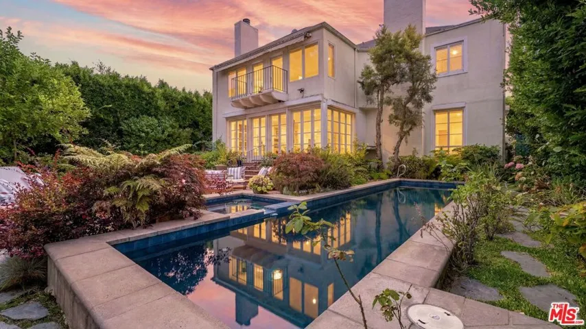 1506 Club View Drive, Los Angeles, California 90024