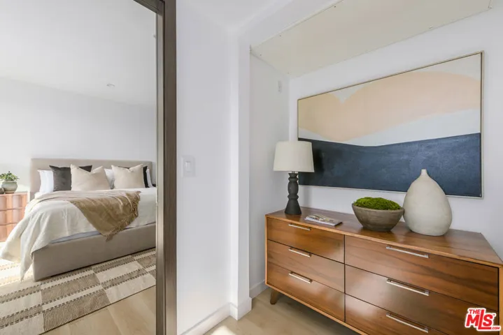 5857 David Avenue, Los Angeles, California 90034