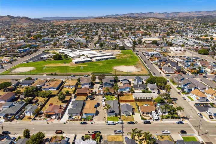 1133 Trouville, Grover Beach, California 93433