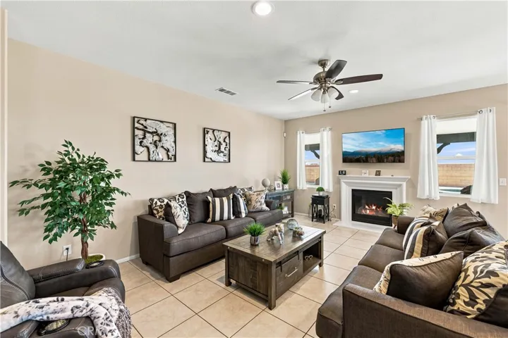 3128 Desert Cloud, Rosamond, California 93560