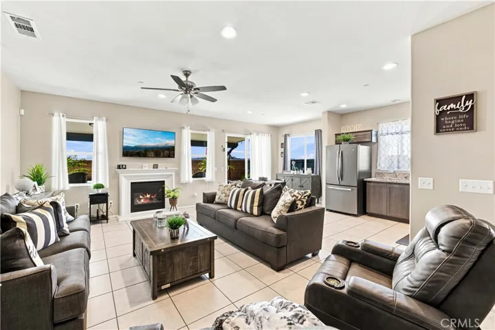 3128 Desert Cloud, Rosamond, California 93560