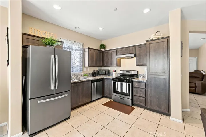3128 Desert Cloud, Rosamond, California 93560