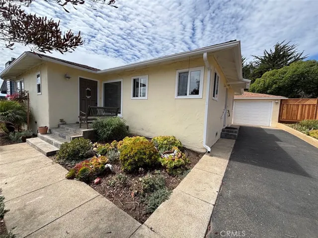 265 Chatham, Cambria, California 93428