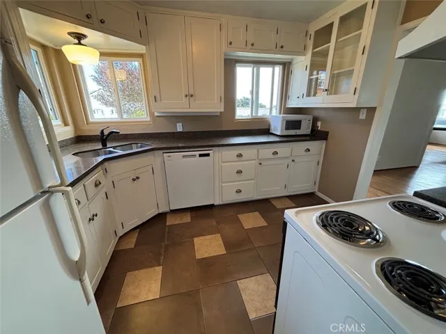 265 Chatham, Cambria, California 93428