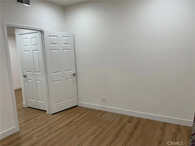 9400 Aqueduct Avenue, North Hills, California 91343