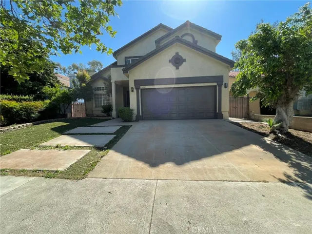 9400 Aqueduct Avenue, North Hills, California 91343
